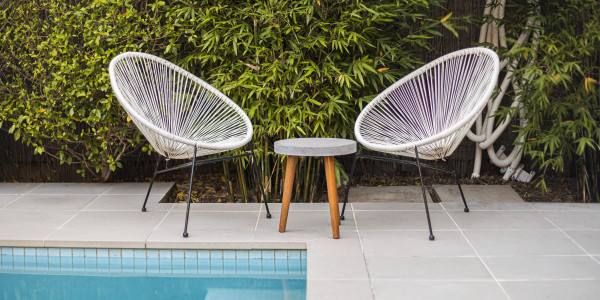 Comprar / Vender Apartamentos y Lofts en Hospitalet de Llobregat · con Piscina