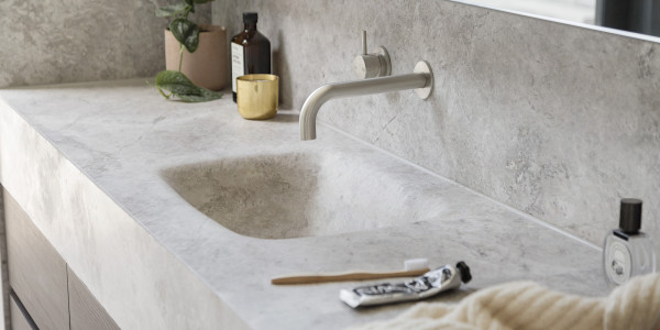 Comprar / Vender Casas Unifamiliares y Chalets en Hospitalet de Llobregat · con Baños de Diseño