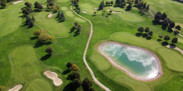 Comprar / Vender Solares, Terrenos y Parcelas Urbanizables en Hospitalet de Llobregat · en campos de golf