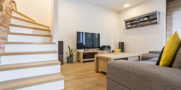 Inversores, Intermediarios, Agentes y Brokers Inmobiliarios en Hospitalet de Llobregat · Apartamentos Turísticos