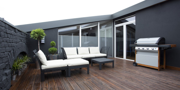 Inversores, Intermediarios, Agentes y Brokers Inmobiliarios en Hospitalet de Llobregat · Tríplex